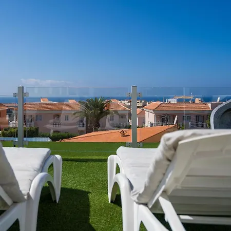 La Laja 5 Bedrooms, Rooftop Terrace Sea View Callao Salvaje